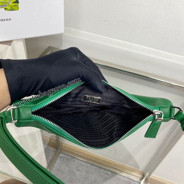 Prada專櫃新款三角形液下包 1NQ043 普拉達小牛皮手提斜挎女包 csp1441